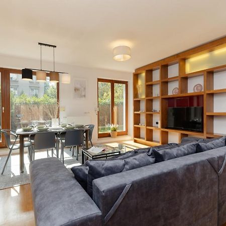 Old Mokotow Spacious Two-Bedroom Apartment By Noclegi Renters Varsavia Esterno foto