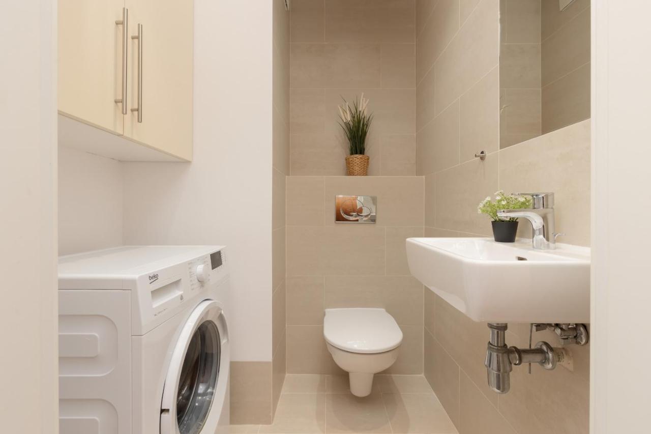 Old Mokotow Spacious Two-Bedroom Apartment By Noclegi Renters Varsavia Esterno foto