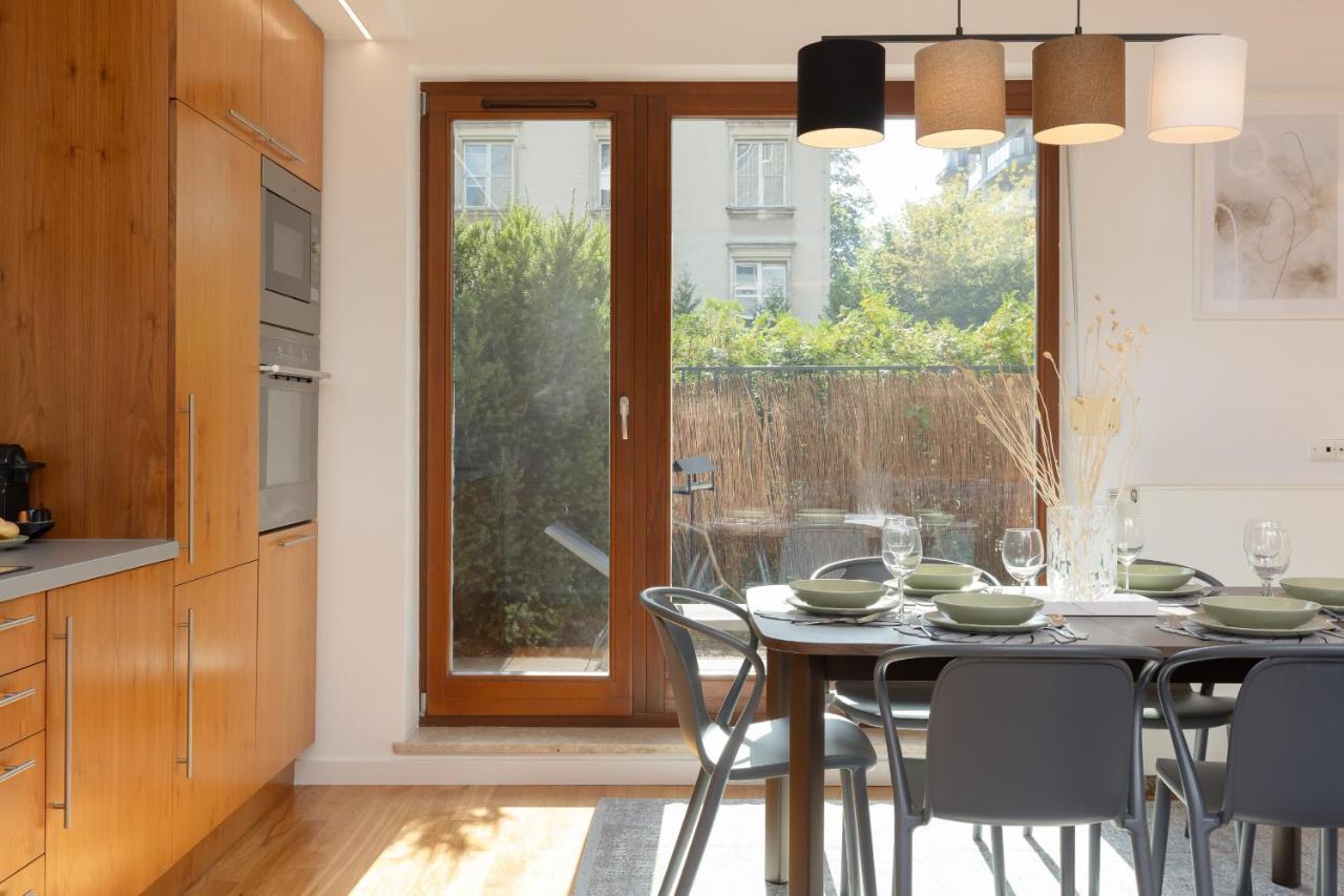 Old Mokotow Spacious Two-Bedroom Apartment By Noclegi Renters Varsavia Esterno foto